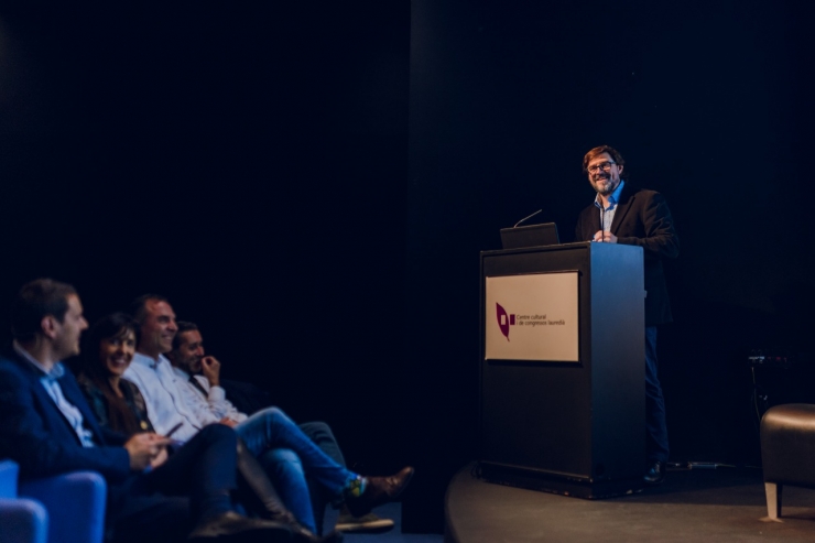 La ponència del doctor Ignacio Alamillo.